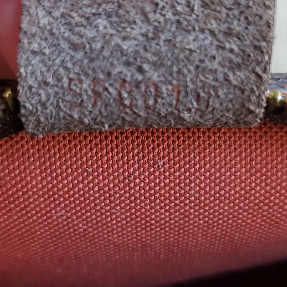 EUC Damier Ebene Canvas Trousse Makeup Bag w/ Strap - Picture 9 of 12